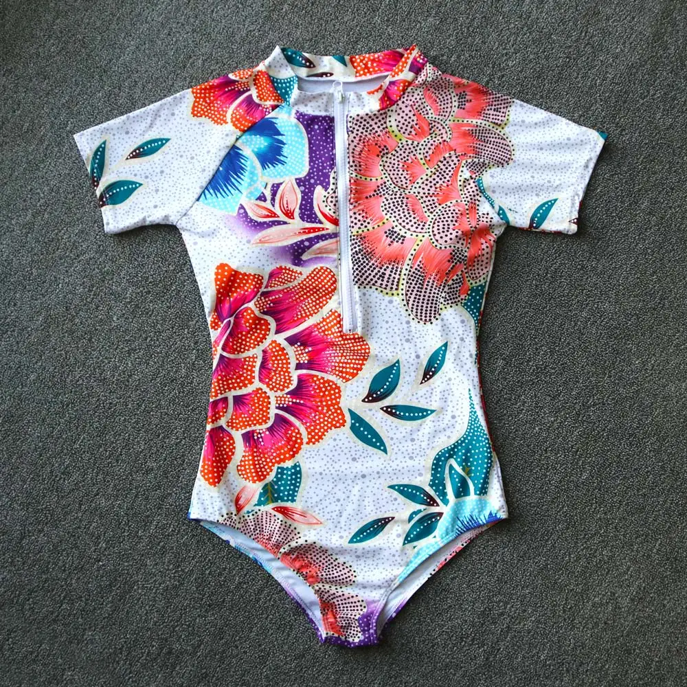 

New Short Sleeve Swimsuit Plus Size One Piece Surfing Swimwear Women Zipper Bodysuit Sport Swim Suit Rash guard Monokini XXL