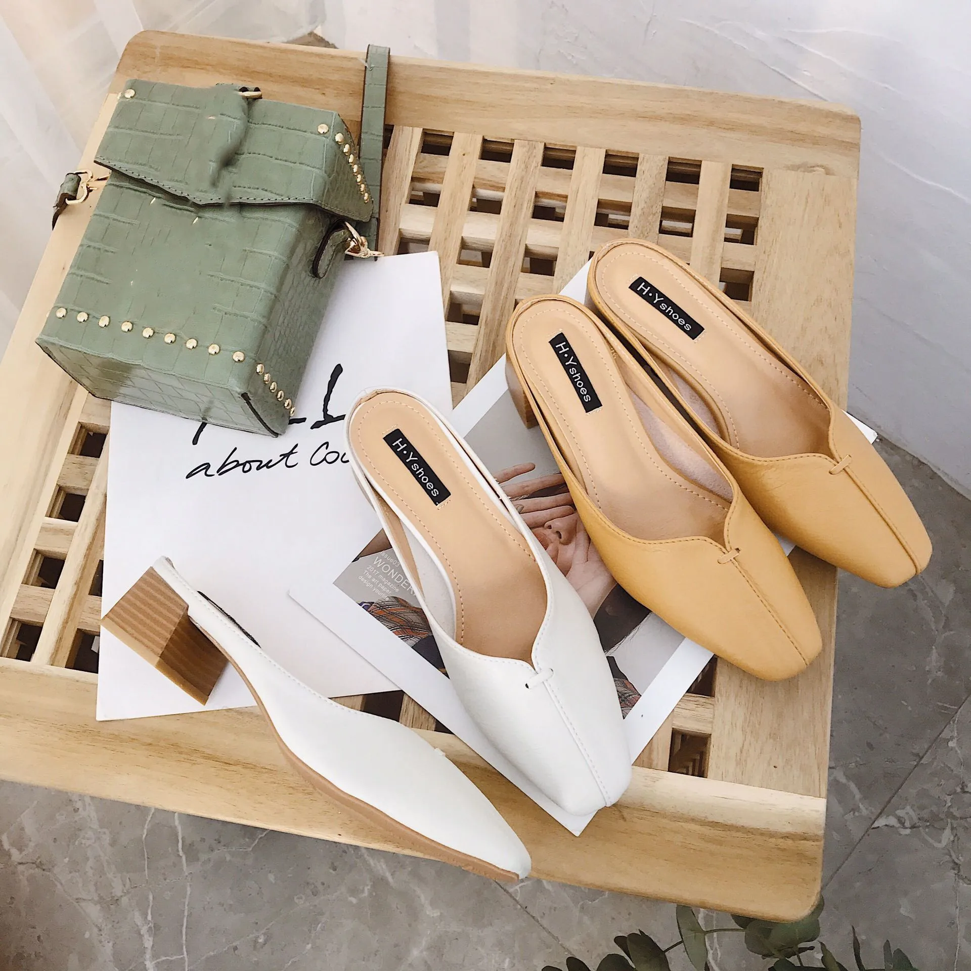 

Mules Womens Shoes Low Cover Toe Designer Slides Slippers Summer Square heel Luxury 2019 Rubber Rome Basic Fabric Hoof Heels PU