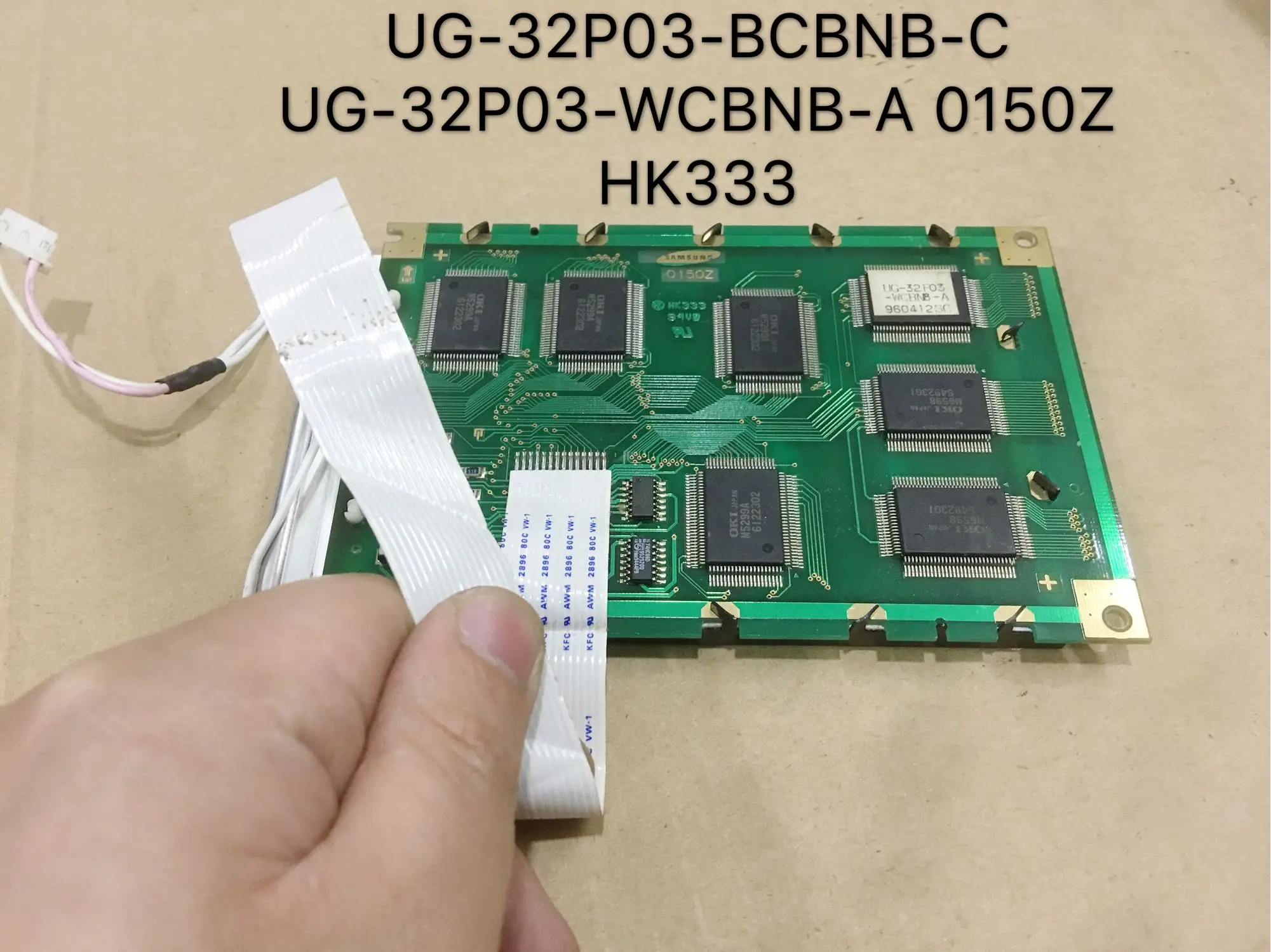 

Новый совместимый ЖК-экран Φ 0150Z UG-32P03-BCBNB-C UG-32P03-WCBNB-A 0150Z HK333