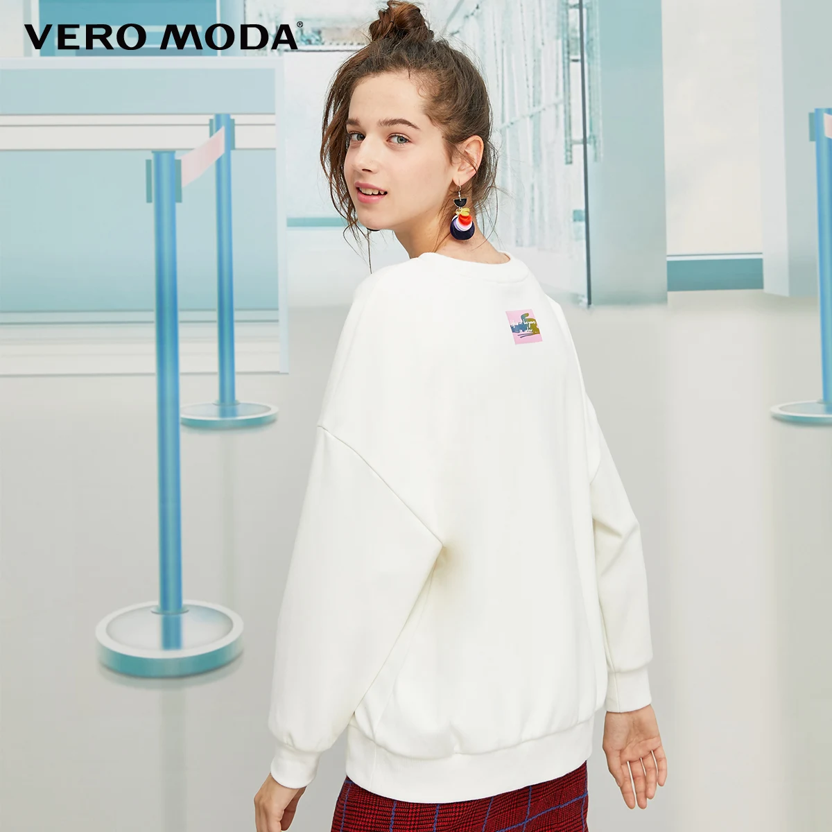 Vero Moda Ins Стиль Женская свободная посадка Лазерная ПВХ Толстовка | 319433504