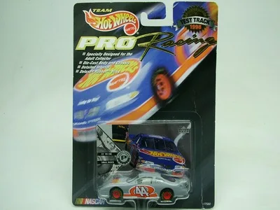 Коллекция литой машинки Hotwheels 1/64 NASCAR | Игрушки и хобби