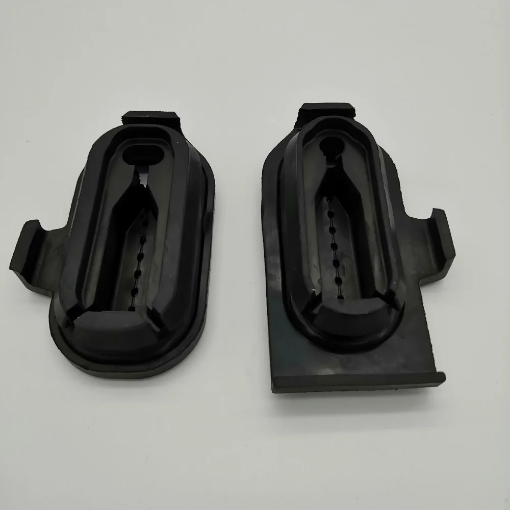 Rubber support 247 504 0300 247 504 0400 A2475040300/A2475040400 suitable for GLB GLA B200