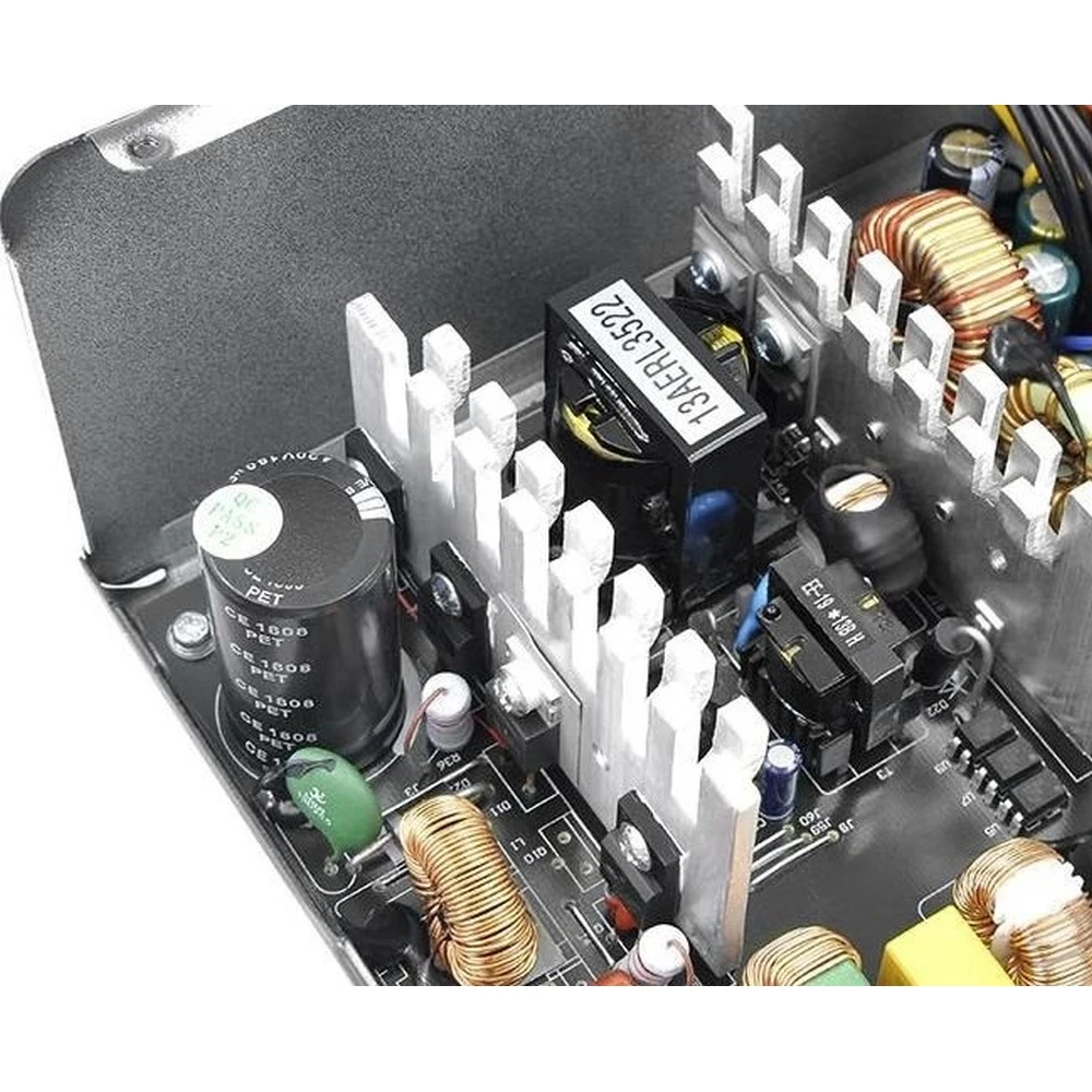 Блок питания Thermaltake ATX 450W Litepower RGB 450(24+4+4pin) APFC PPFC 120mm fan color LED 4xSATA