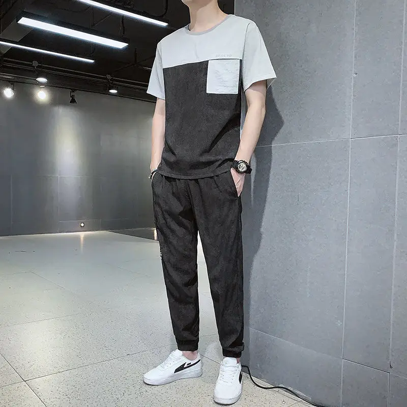 Рисунок 2 - Повседневный костюм из двух предметов для мальчиков