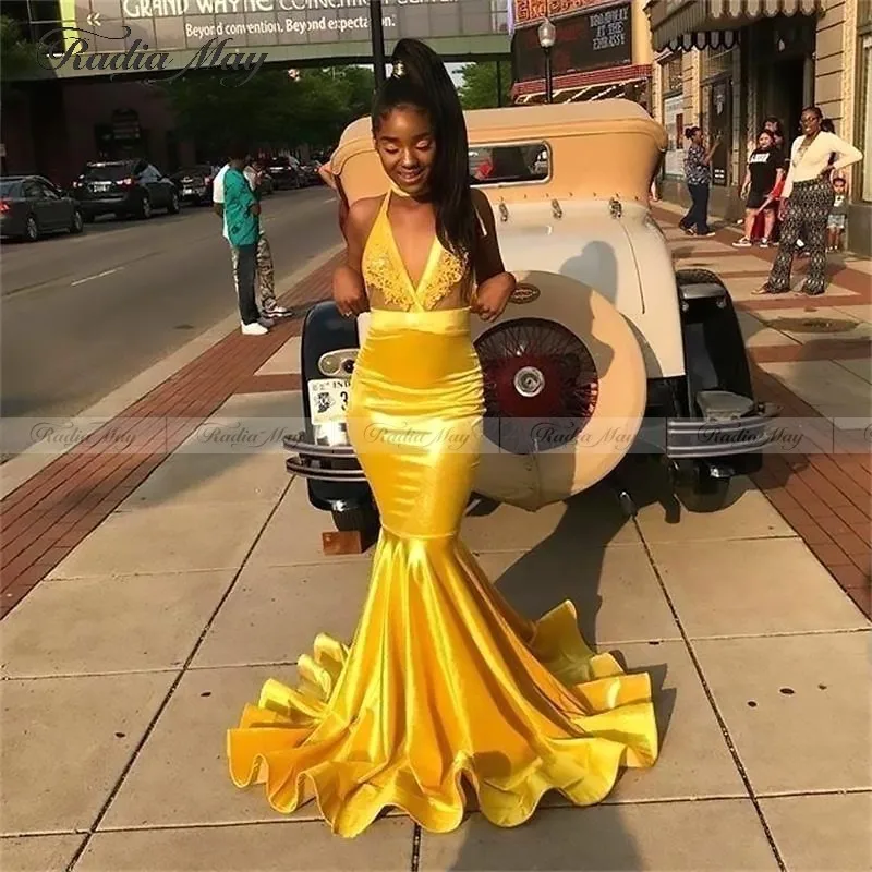 Afrikaanse Geel Kant Mermaid Prom Dresses 2k20 Sexy Halter V-hals Avondjurk Lange Zwarte Meisje Partij Jassen Plus size Afrikaanse Geel Kant Mermaid Prom Dresses 2k20 Sexy Halter V-hals Avondjurk Lange Zwarte Meisje Partij Jassen Plus size