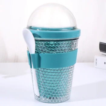 

1pc Reusable Double Layer Yogurt Cup Milk Cup Portable Cup Large Capacity Milk Tea Cup with Lid and Spoon (Random Color, 360ml)