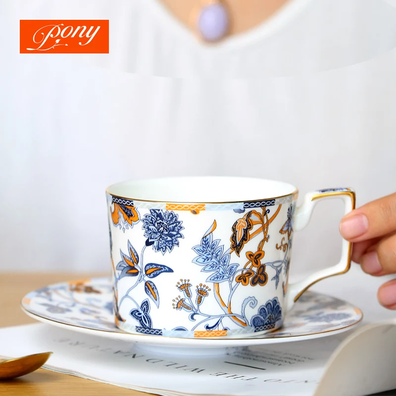 Роскошная Скандинавская чайная чашка высокого качества, британская керамическая чашка, креативная Современная чашка с ложкой, Xicara De Cafe, послеобеденные кофейные чашки MM60BYD