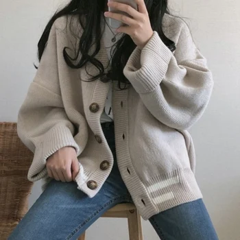 

Women Sweater Loose Cardigans Sweaters Oversized Long Sleeve Single Breasted Sweater Striped Female V-Neck Tops 2019 Hot Sale Y3