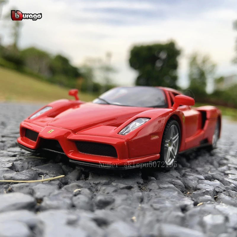 Hot Wheels McLaren F1 grt Carro Corrida Colecionável Mattel em Promoção na  Americanas