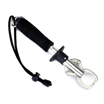 

Clip Fishing Tackle Fish Gripper With Gear Stainless Spring Scale