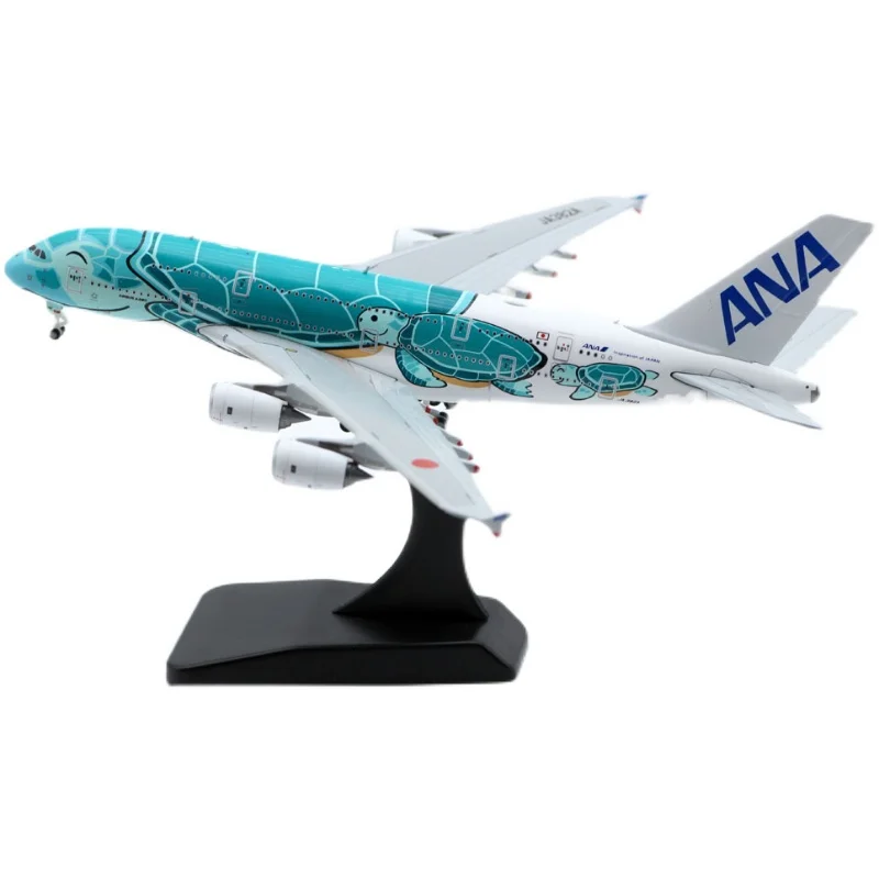 Модель A380 авиакомпании ANA Green черепаха в масштабе 1:500 с базовым сплавом самолета