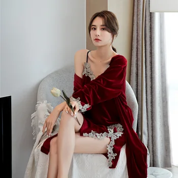 

Sexy Women Pajamas Sets Gold Velvet Sling Nightdress Robe Home Service Two-piece Lady Sleepwear Lace Nightgown Suit MA70008