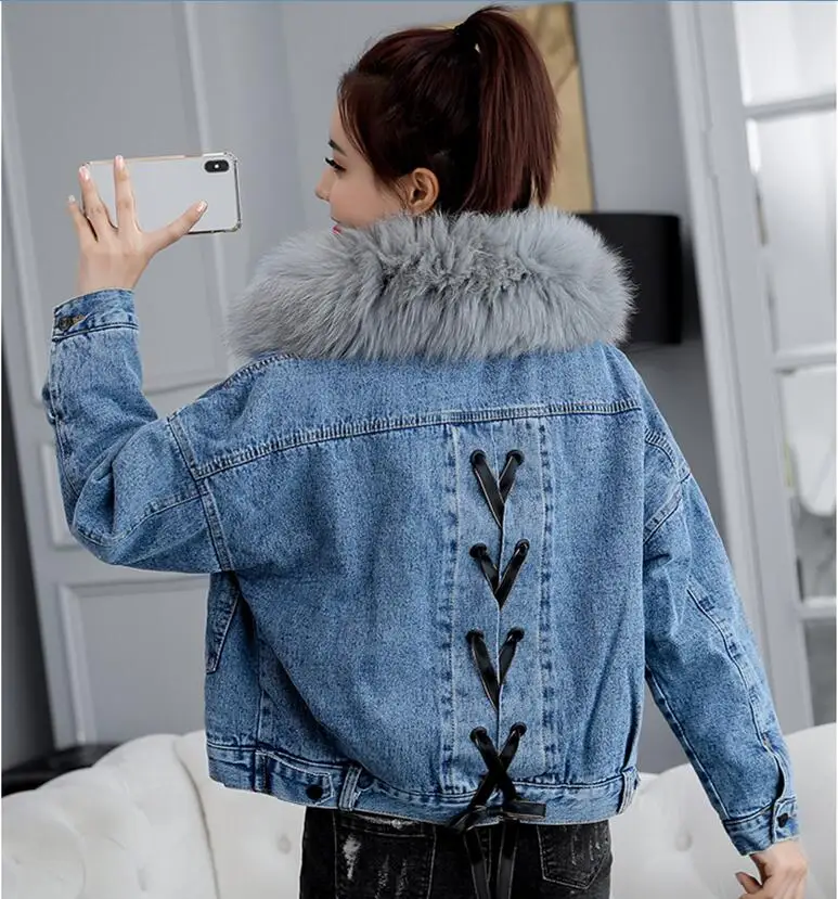 

2019 Winter Women's Denim Jacket With Fur Coat Women Parka Plus Velvet Thickening Female Denim Jackets Girl Coats Outerwear Blue
