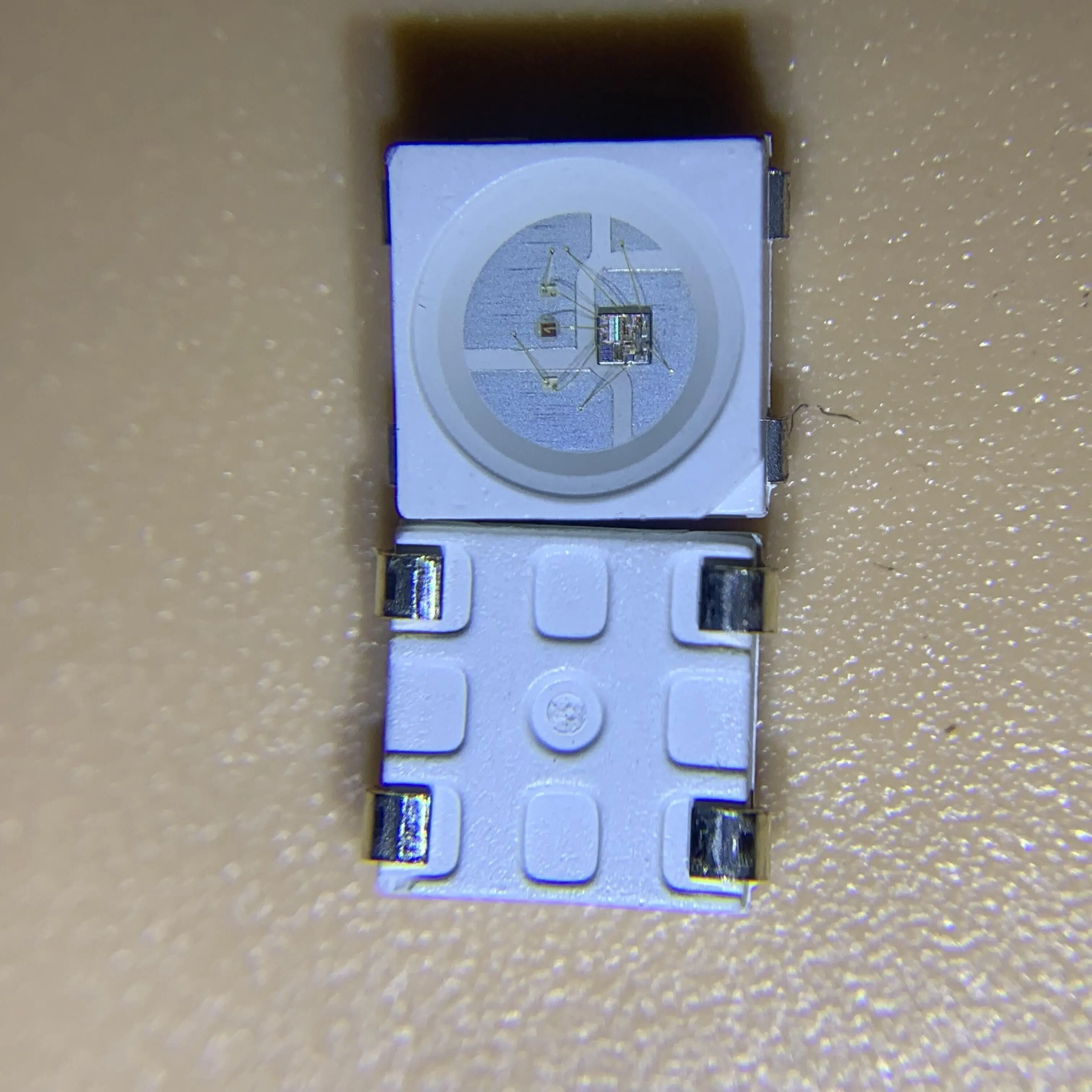 Светодиодный чип WS2812B (4 контакта) 10 ~ 1000 шт. 5050 RGB SMD белый версия WS2812 индивидуально адресуемые цифровые