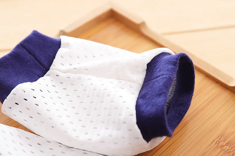 8977089377_1955046485