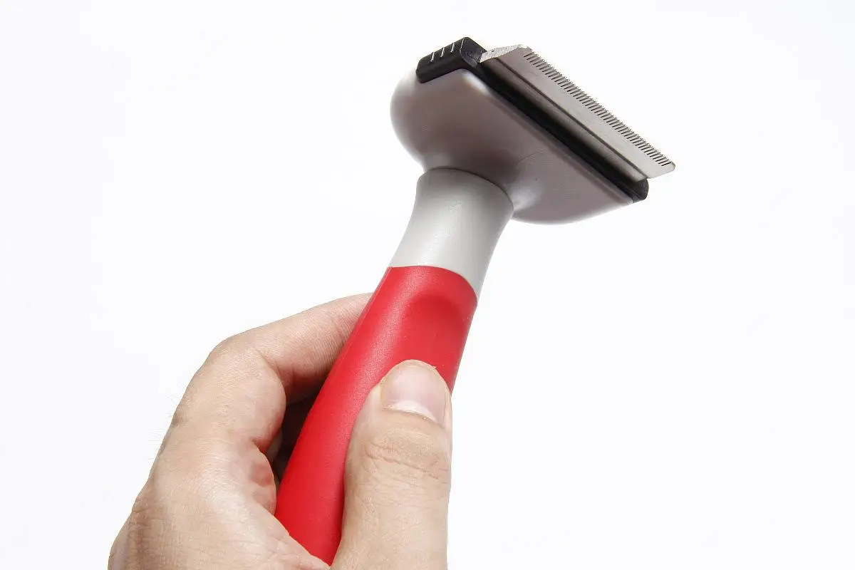 Pet hair removal comb (59). jpg