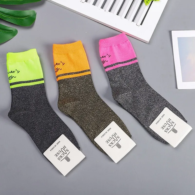 Женские флуоресцентные цветные носки в полоску, теплые милые хлопковые забавные уличные носки Kawaii, Модные Повседневные Носки Happy