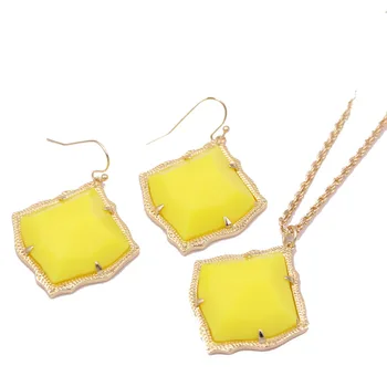 

Copper 3D Cute Kite Resin Stone Inlay Drop Earrings Women Fashion Square Kyrie Dangle Earrings Wholesale