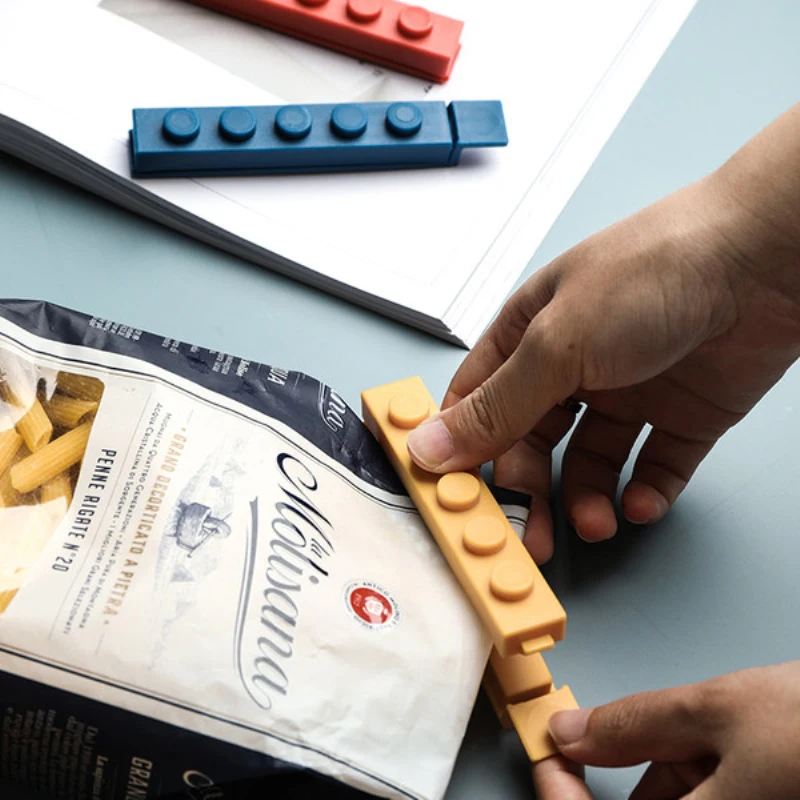 4pcs Building Block Snack Sealing Clip Food Storage Bag Clip Sealing Rods Bags Clips Sealer Clamp Kitchen Storage Organizer Tool sealing clips,bag clips,bread bag clips,kitchen bag clips,storage bag clips