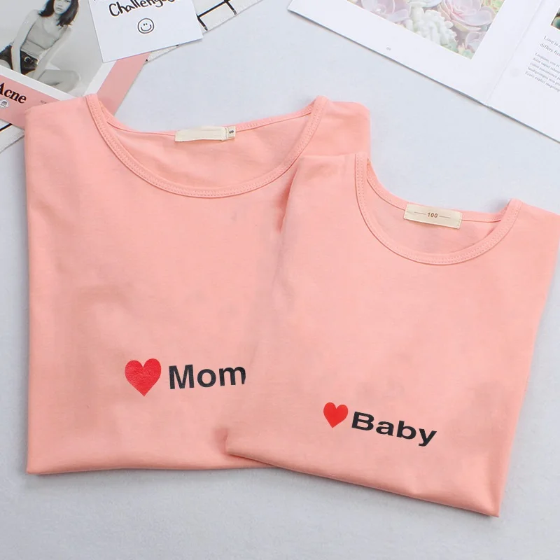 Одинаковые футболки с надписью «Love» Одежда для мамы и дочки «mommy and me» футболка для мамы и ребенка, платье для мамы и дочки Семейные Топы - Цвет: JY-Pink