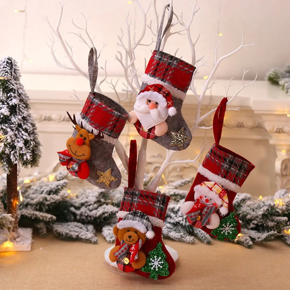 

New Year Decorations Christmas Stockings Plaid Linen Doll Gift Bag Christmas Tree Snow Fence Small Decor Socks Gift for Home