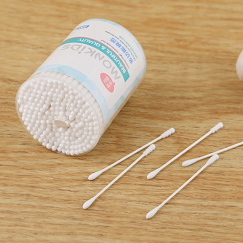200pcs Disposable Double Heads Cotton Swabs Round Head Spiral Head Cotton Swab Ear Cleaning Wood Sticks Hygienic Makeup Sticks