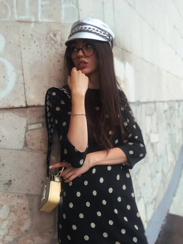 H19e82148c1504368a91ba0f3988d2778m