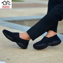 

Men's Shoes for Work and Labor Protection are Light non slip Breathable Thick Soled and Comfortable Chef's Soft Soled Cloth Shoe