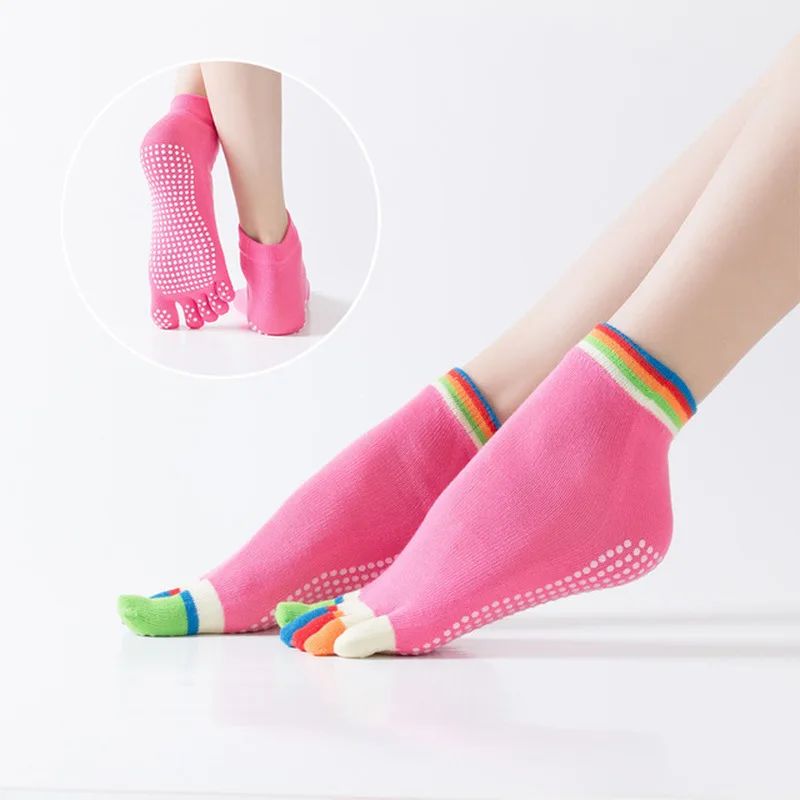 Calcetines de Yoga antideslizantes para mujer, medias deportivas de cinco dedos, transpirables, de succión de sudor, antiberiberi, para Fitness, Pilates, 2020