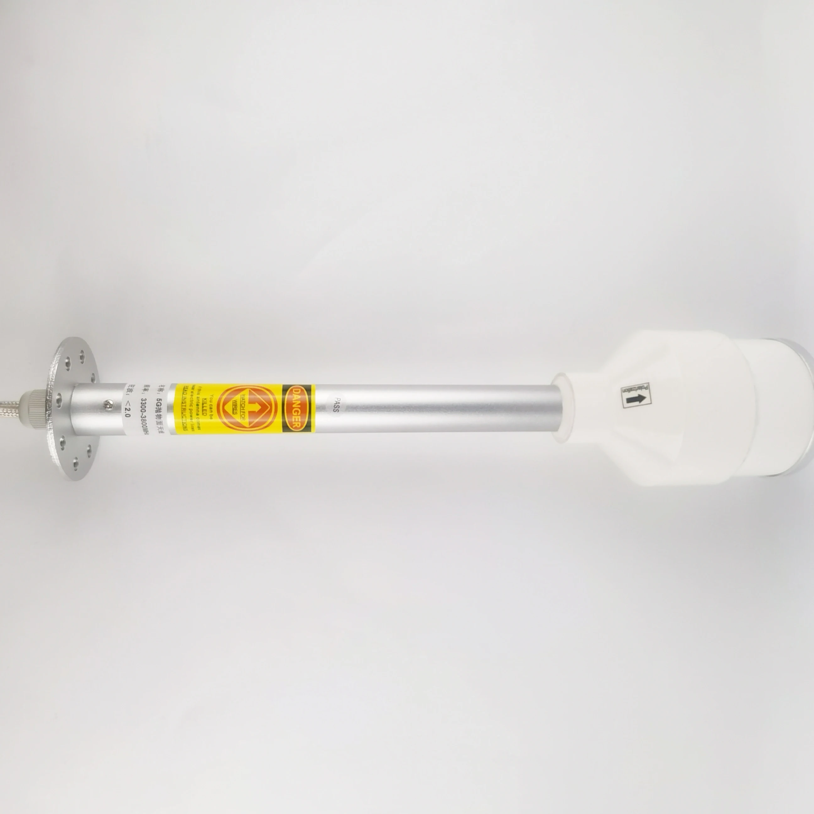 long distance 5G antenna 3300-3800MHz 30dbi MIMO