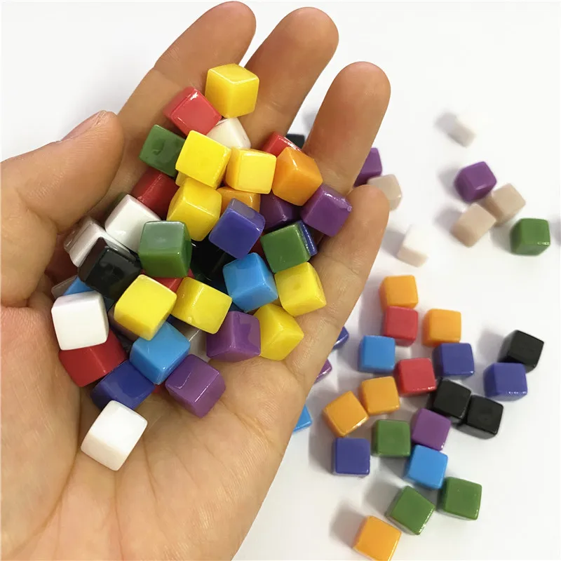 Set of 100 Clear Acrylic Dice