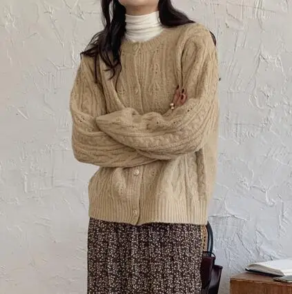 khaki sweater Женский осенний зимний кашемировый свитер с круглым воротником, вязаный кардиган с длинным рукавом, винтажный Свободный вязаный Топ - Цвет: khaki sweater