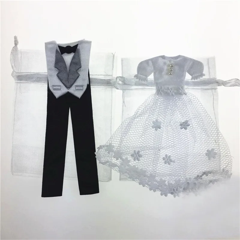 

Delicate Wedding gift bag lace wedding dress suit fashionable chamfered packaging Korean flower bags we can custom other size