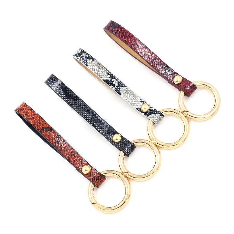 

Rainbery 2019 Trendy Simple Snake Skin PU Leather 3.5 cm Gold Alloy Ring Keychain Women's Fashion Key Holder Birthday Gift