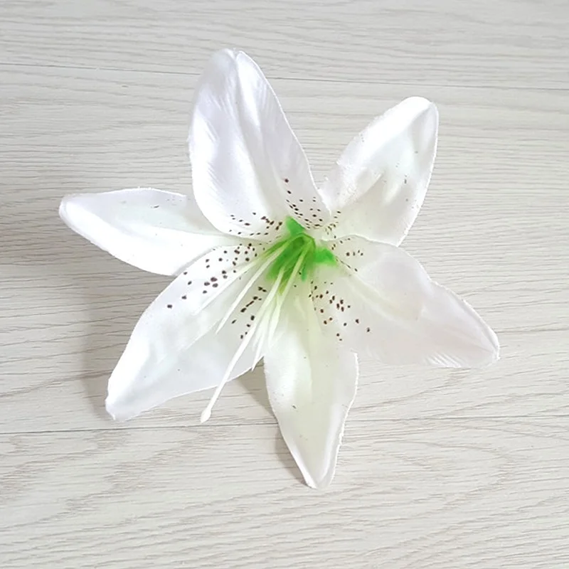 Milk white 10 шт./лот, 13 см, искусственная лилия, бутон, свадебные украшения, искусственная лилия, цветок, голова, 8 цветов, для дома, сделай сам, украшения, вечерние принадлежности - Цвет: Milk white