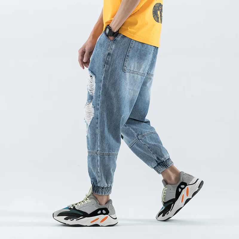 

Summer Men Beggar with Holes Jeans Loose-Fit Popular Brand Elastic Waist Capri Pants Large Size Light Color Ankle Banded Pants T