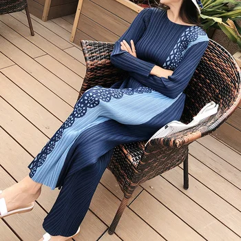 

LANMREM 2020 New Spring Round Collar Print Colorblock Pleated T-shirt And Wide Leg Pants Women Streetwear Loose Causal Set PD606