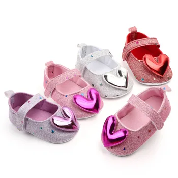 

Autumn Baby Girl Anti-Slip Casual Walking Shoes Sequin Heart Design Sneakers Soft Soled First Walkers New Hvlv