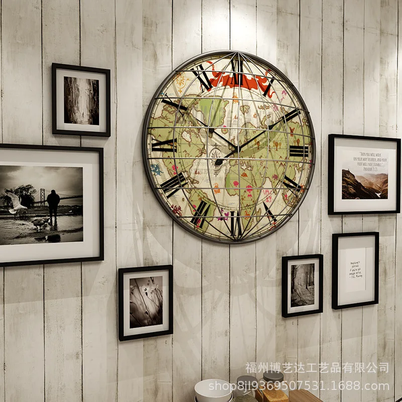 

Personalized earth clock European style retro creative silent clock Iron art Living room clock wall clock modern design