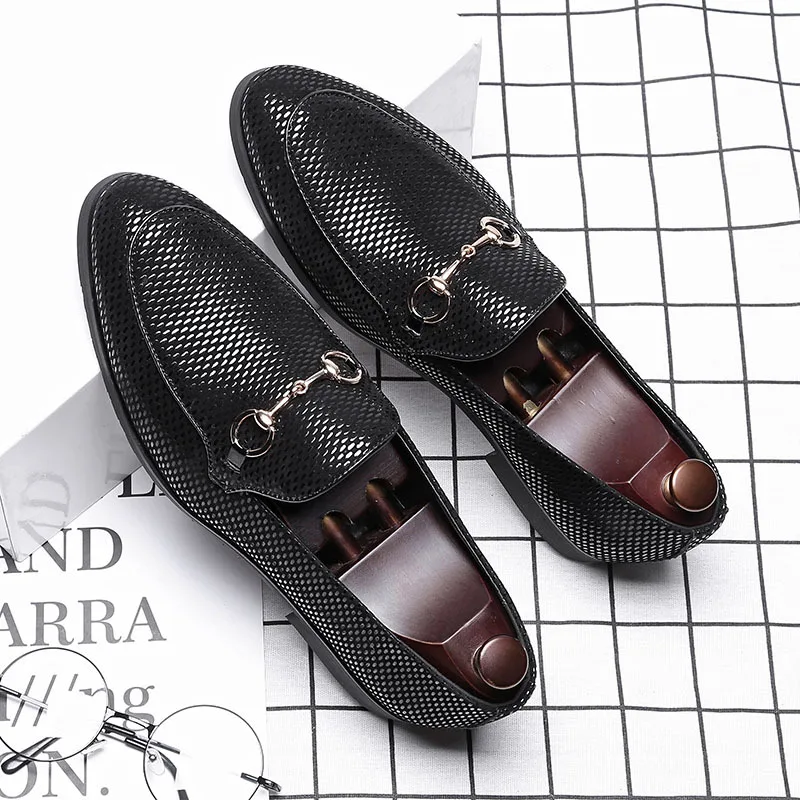 

Trend Men's MEN'S SHOES Extra Large Pointed-Toe Foot Covering Leather Shoes Sea Amoy Casual Shoes Slip-Piece Model B05-a