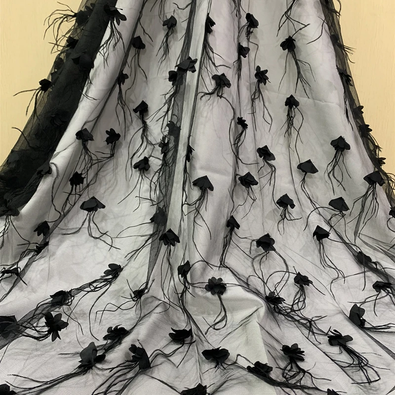 

2019 Luxury 3D Flower Nigerian Lace Fabrics Black Purple Feather Embroidered Tulle Lace African Net Lace Fabric For Party