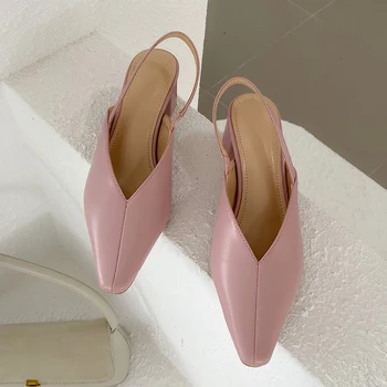 

2020 Breathable Slippers Fashion Pointed Toe Slippers Small Heel Slides Summer Holiday Ladies Shoes Woman Outside Slip On Shoes