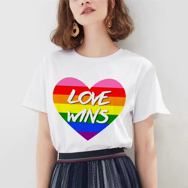 Футболка ЛГБТ женская с принтом Love wins Повседневный Белый Радужный Топ в стиле