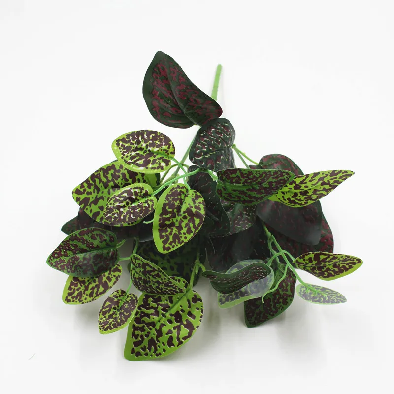 9768982360_1338463617