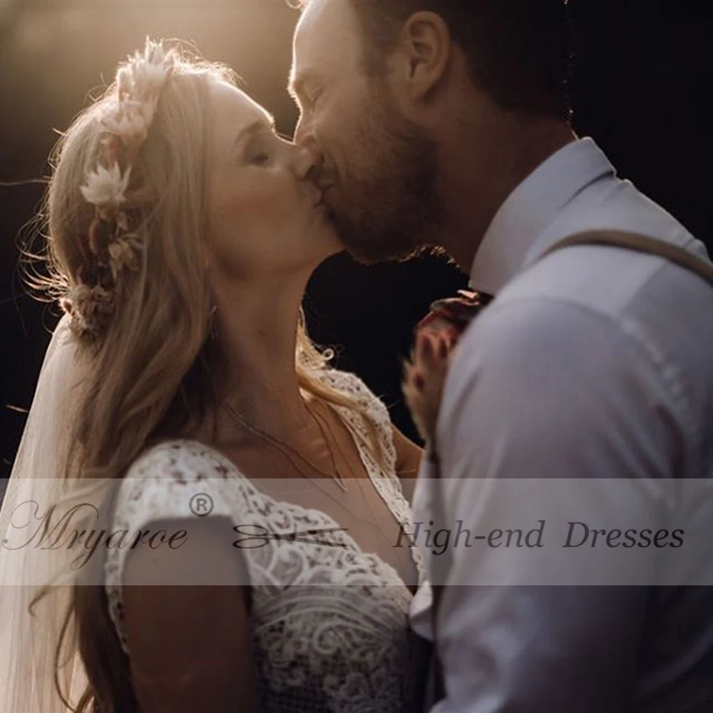 Mryarce Unique Bride Vintage Crochet Lace Boho Wedding Dress Cap Sleeves Open Back Bohemian Bridal Gowns  (3)