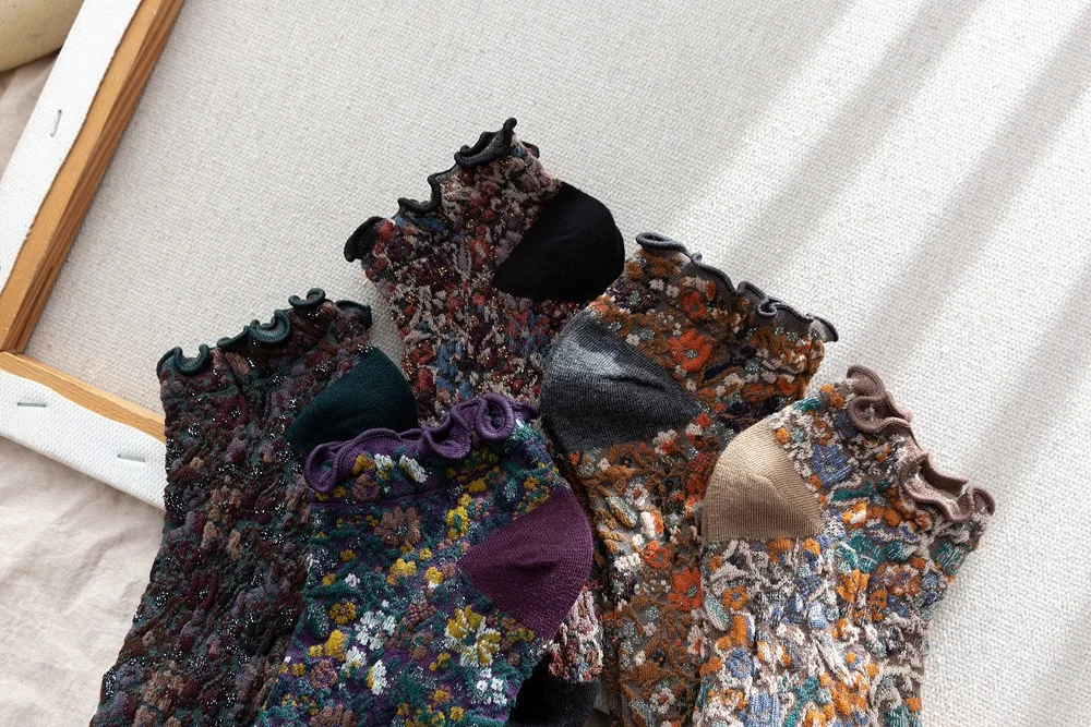 Description Picture 3 of itemFashion Print Cotton Woman Socks Summer Harajuku Retro Short Socks Korean Japanese Style Kawaii Cute Low Cut Ankle Sock Slippers