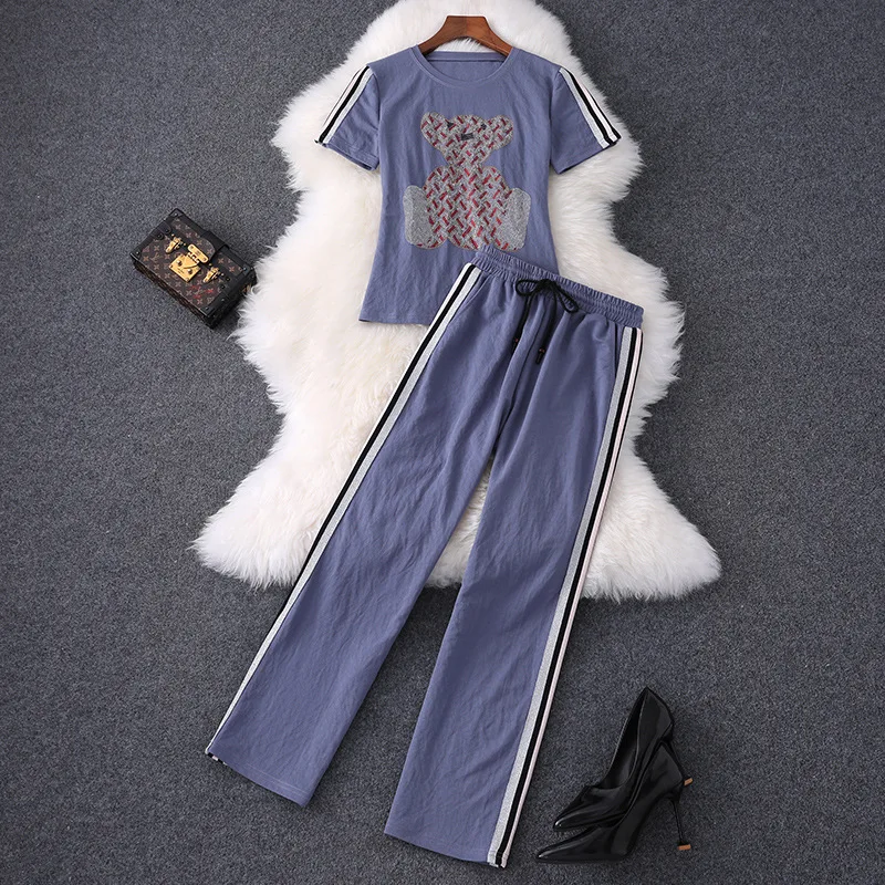 

Spot Goods 2020 Women's New Bear Rhinestone Short Sleeve T-shirt Side Striped Casual Pants Two-Piece Suit 50827 Clothes