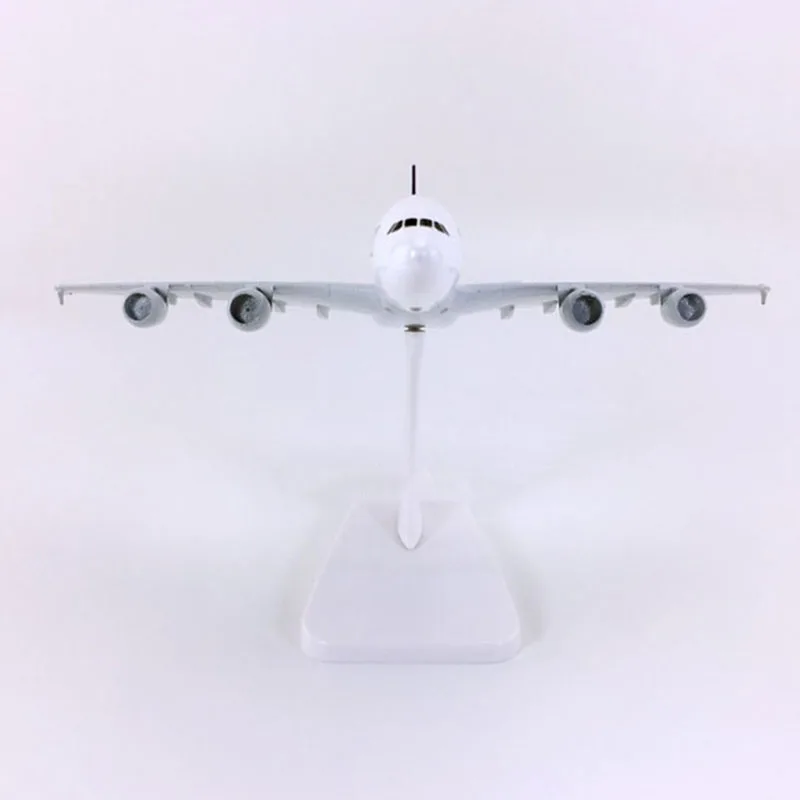 20 см 1:400 Airbus 380 A380 модель тайские Таиланд самолеты с базовым сплавом самолет коллекционный дисплей игрушка модель Коллекция