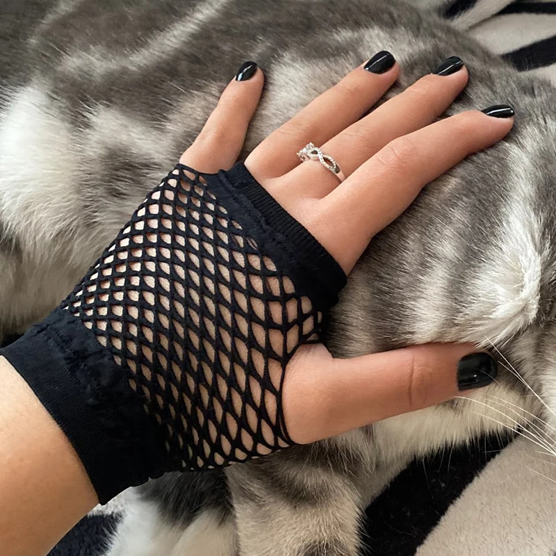 Women Black Short Fishnet Fingerless Mesh Gloves Punk Rock Fancy Night Club Party Sexy Beautiful fingerless gloves fishnet gloves