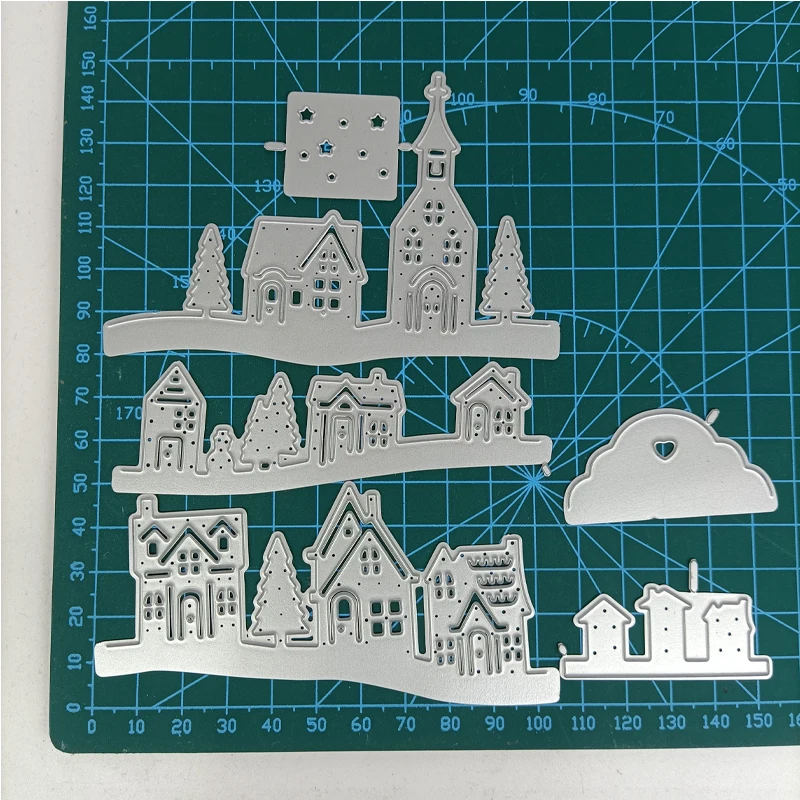 

Металлический шаблон с изображением замка для рукоделия